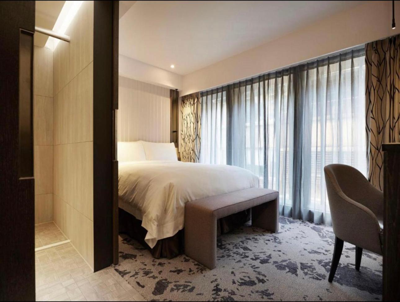 At Home Hotel Ximen Тайпей Екстериор снимка