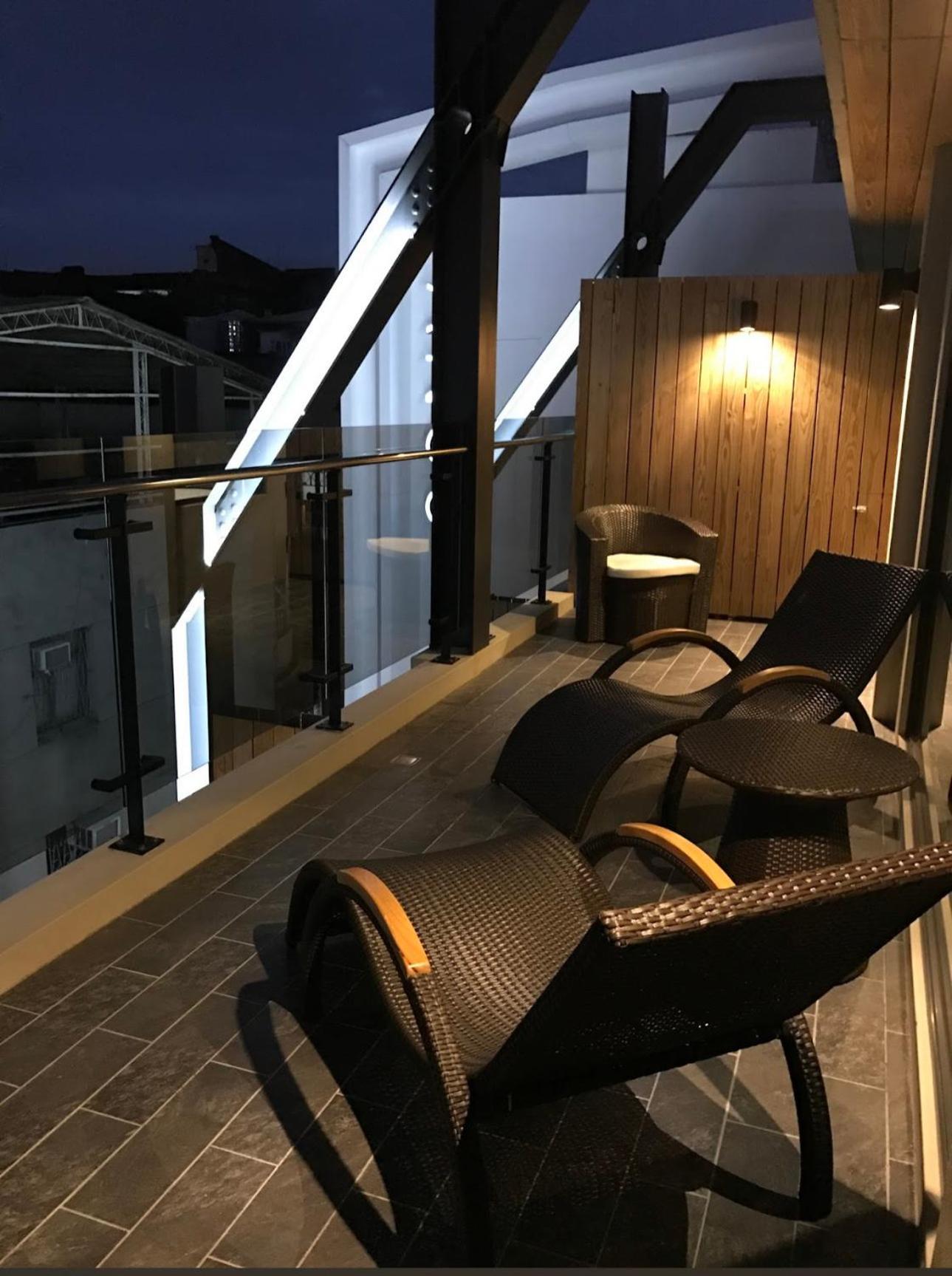 At Home Hotel Ximen Тайпей Екстериор снимка